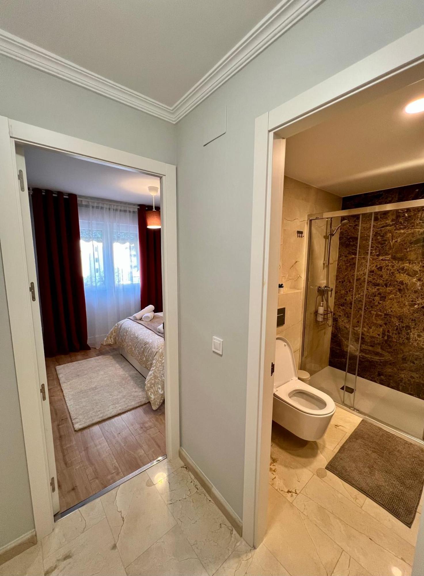 Apartamentos Prestige Suites Malaga IV Esterno foto